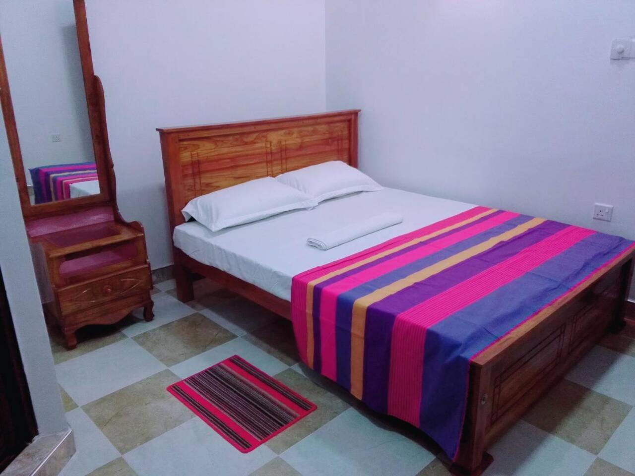 Hope Residence Anuradhapura Exteriör bild